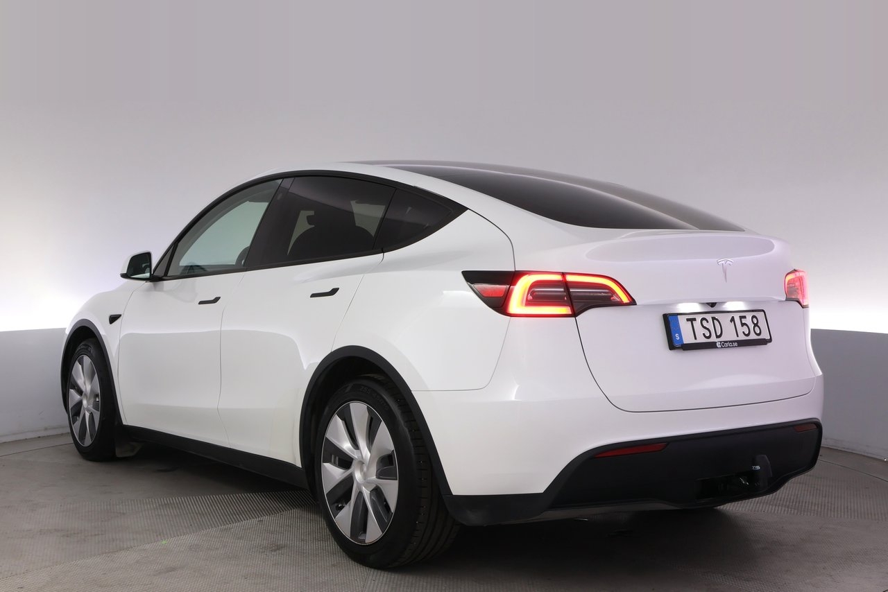 Tesla Model Y 2023, bild 4/10