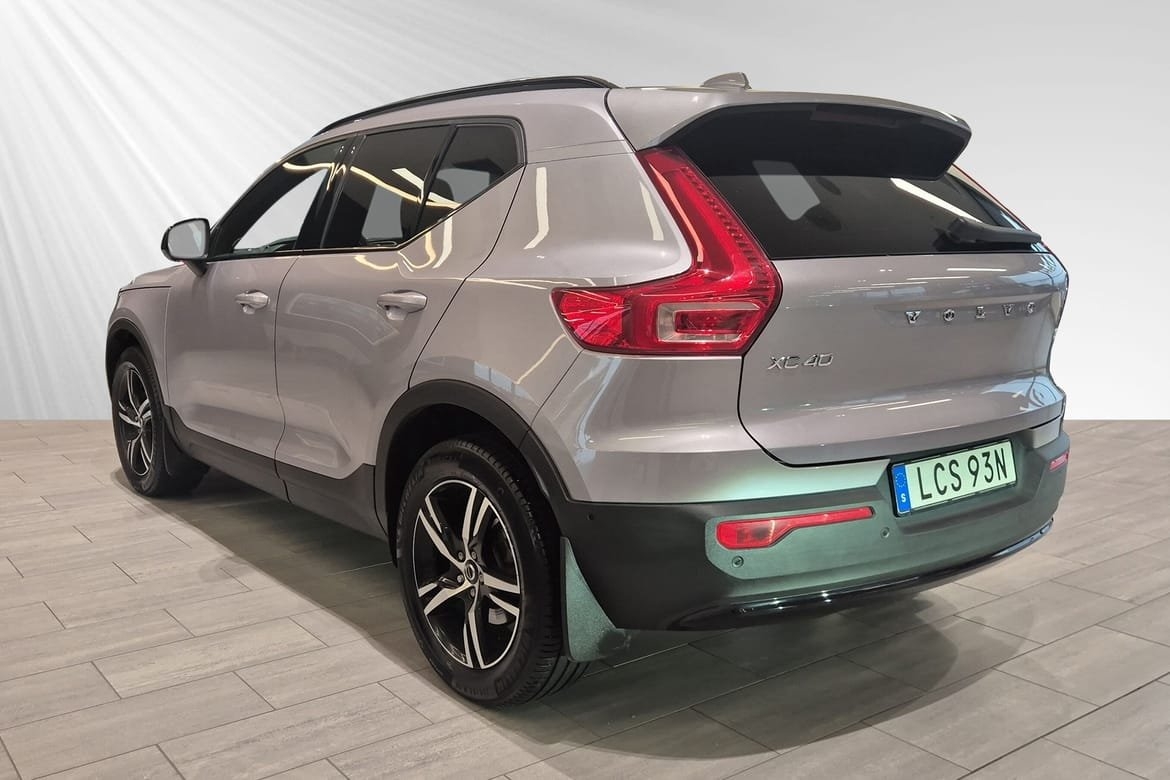 Volvo XC40 B3 Plus Dark 2026, bild 3/10