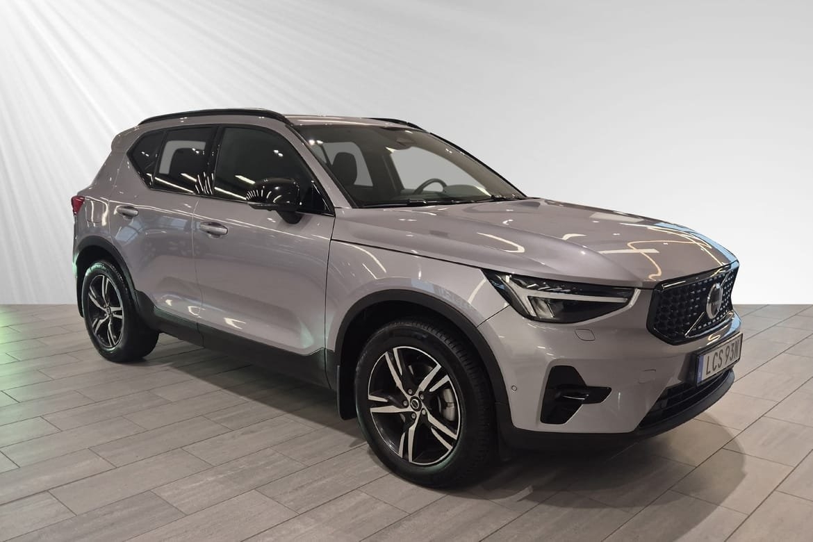 Volvo XC40 B3 Plus Dark 2026, bild 5/10
