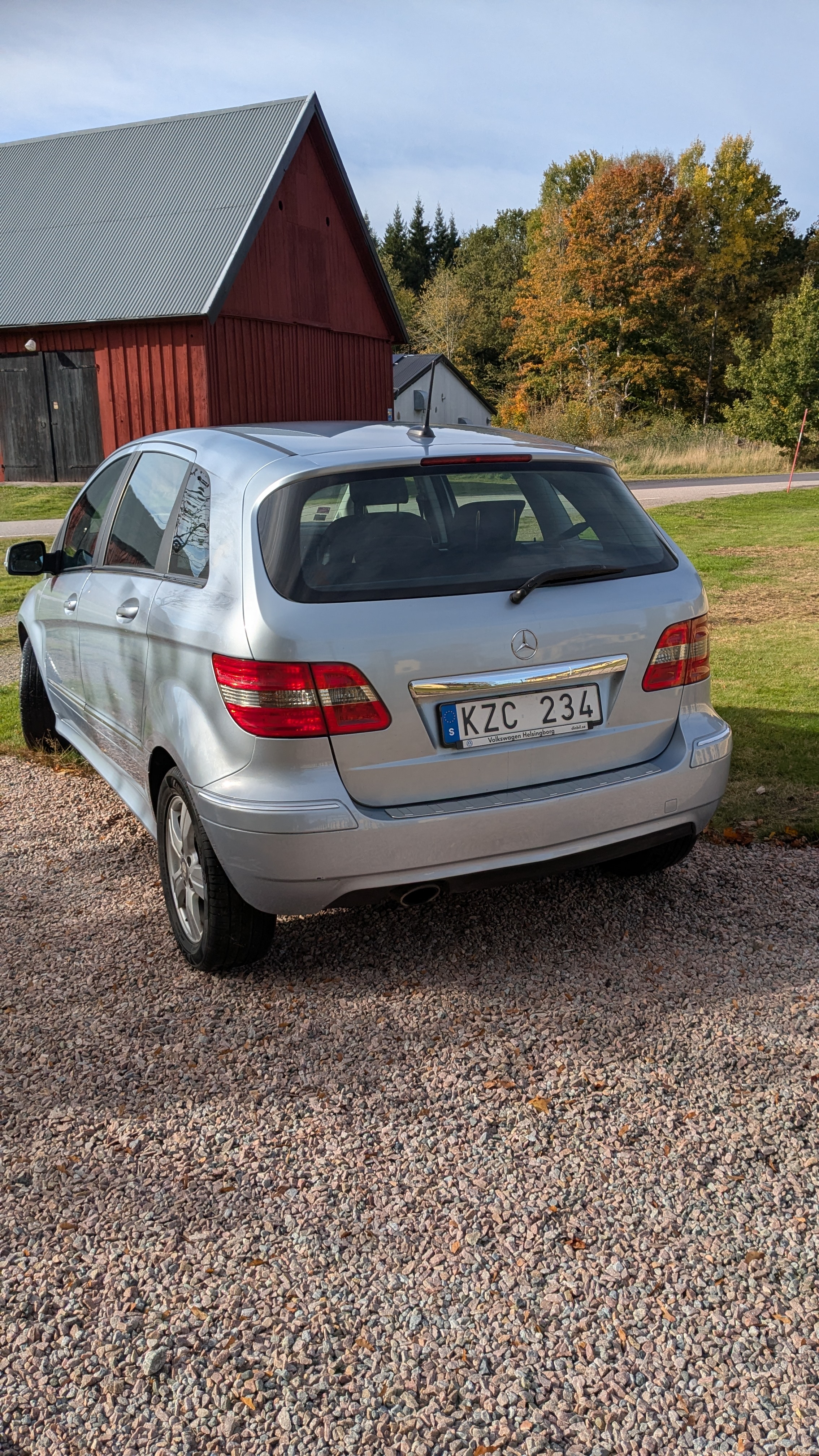 Mercedes-Benz B 180 Manuell 2011, bild 3/6