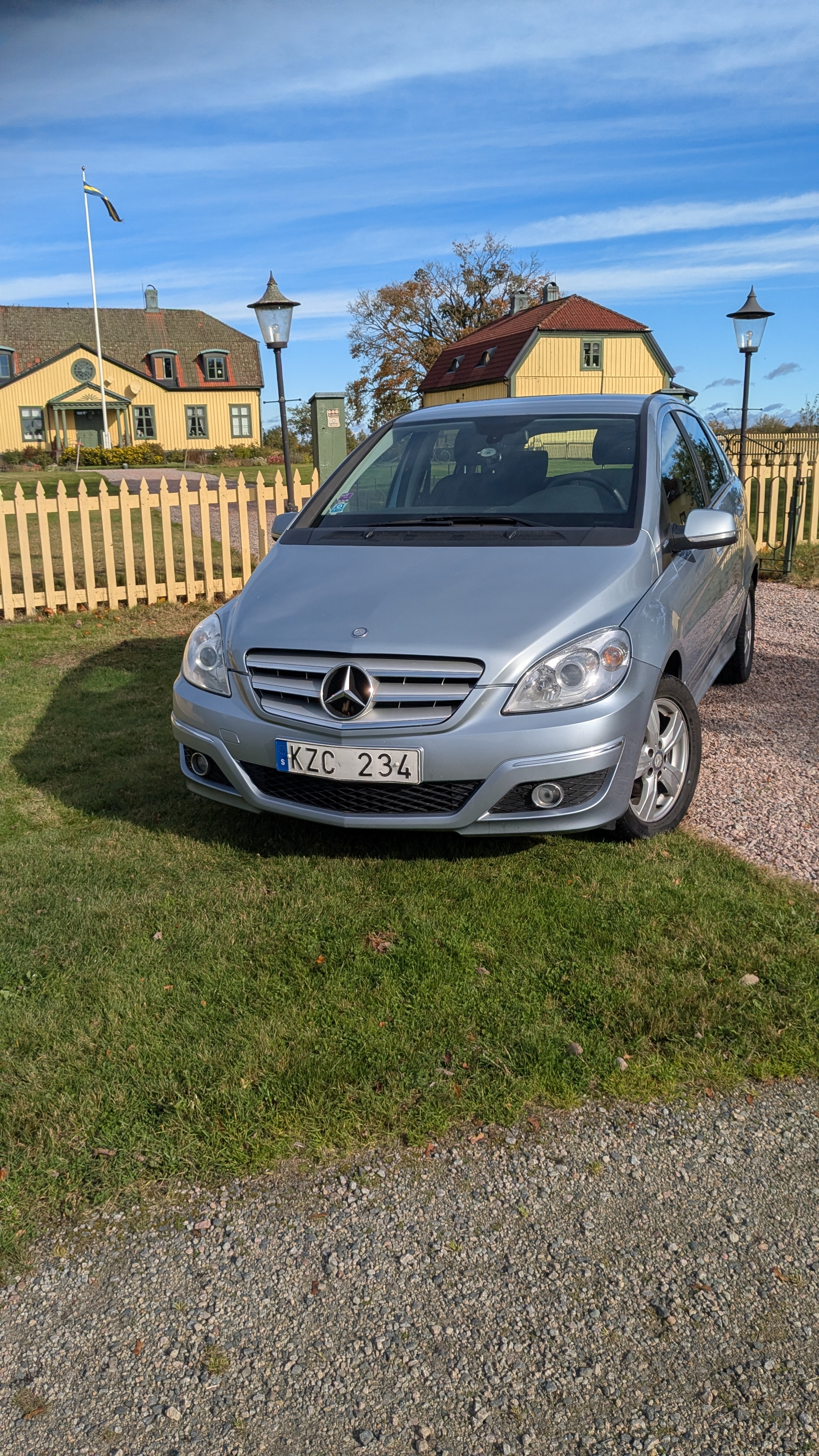 Mercedes-Benz B