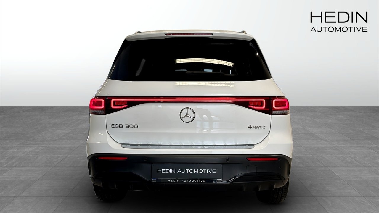 Mercedes-Benz EQB 2023, bild 7/10