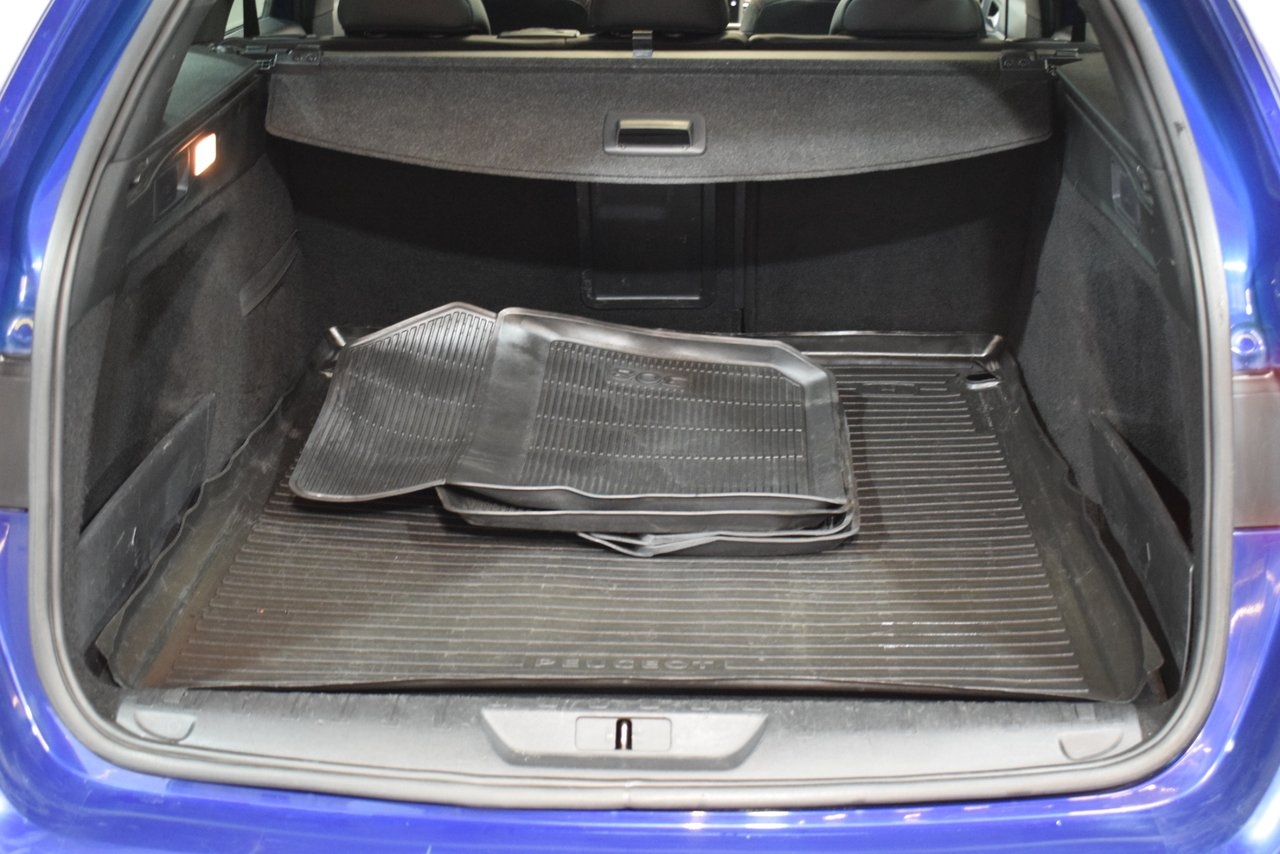 Peugeot 308 BlueHDi 180 GT 2015, bild 5/10
