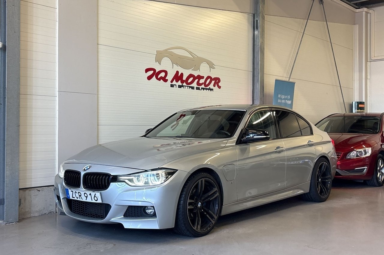 BMW 330e