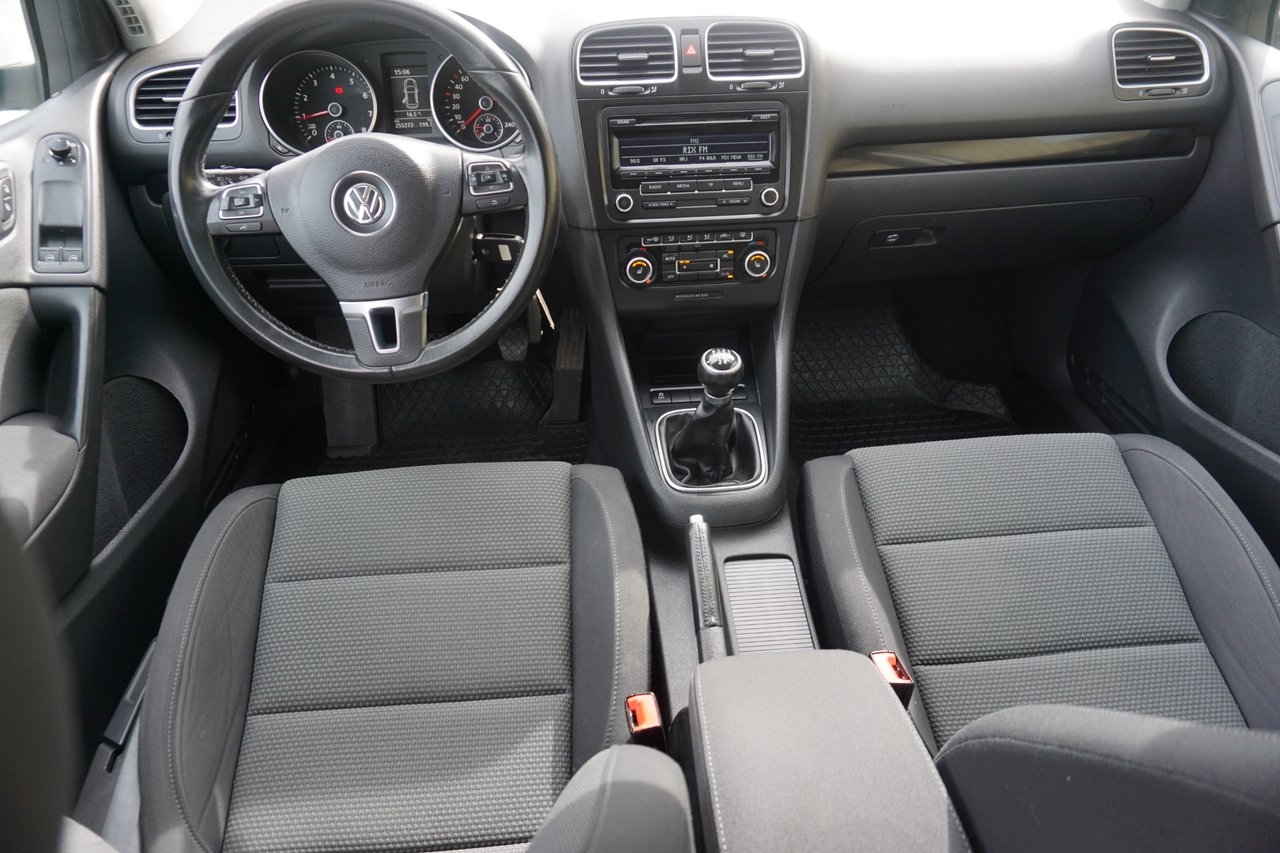 Volkswagen Golf 1.6 BiFuel Masters 2012, bild 5/10
