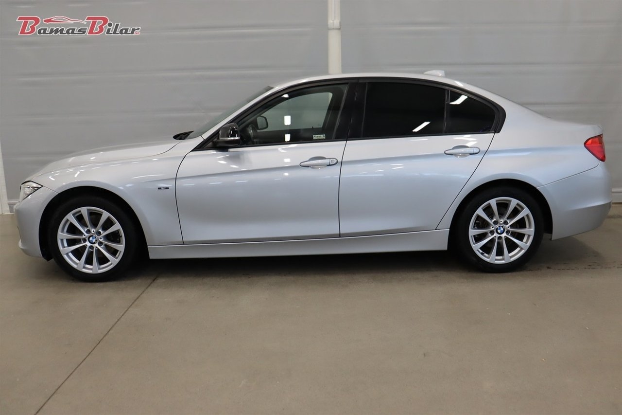 BMW 320d Sport Line 2012, photo 2/10