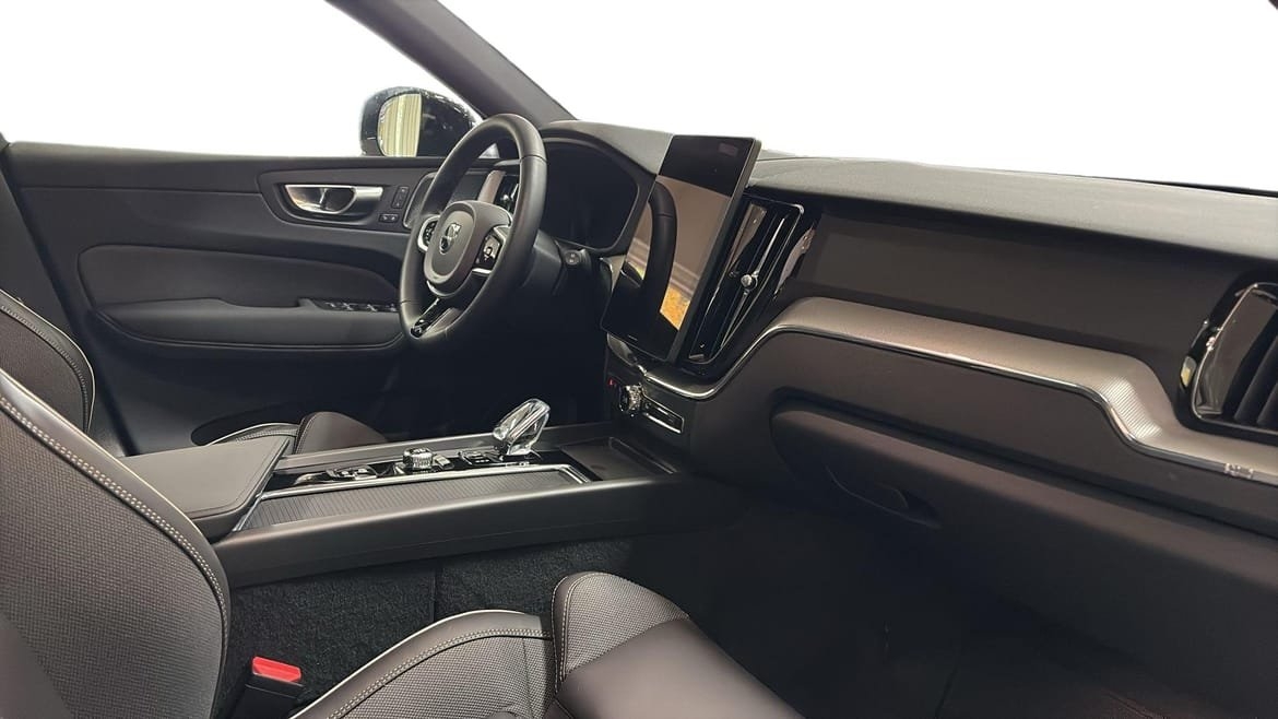 Volvo XC60 T6 Plus Edition 2026, bild 5/10