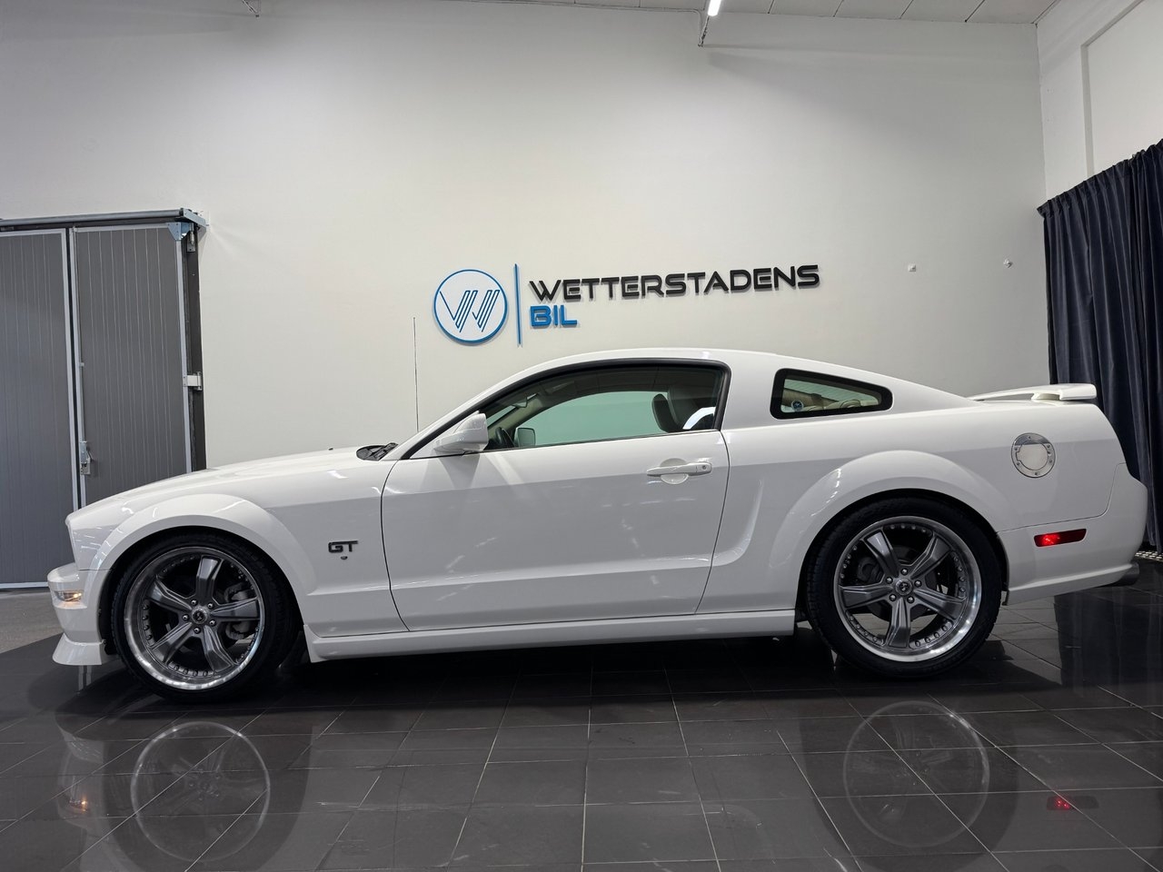 Ford Mustang 2006, bild 2/10