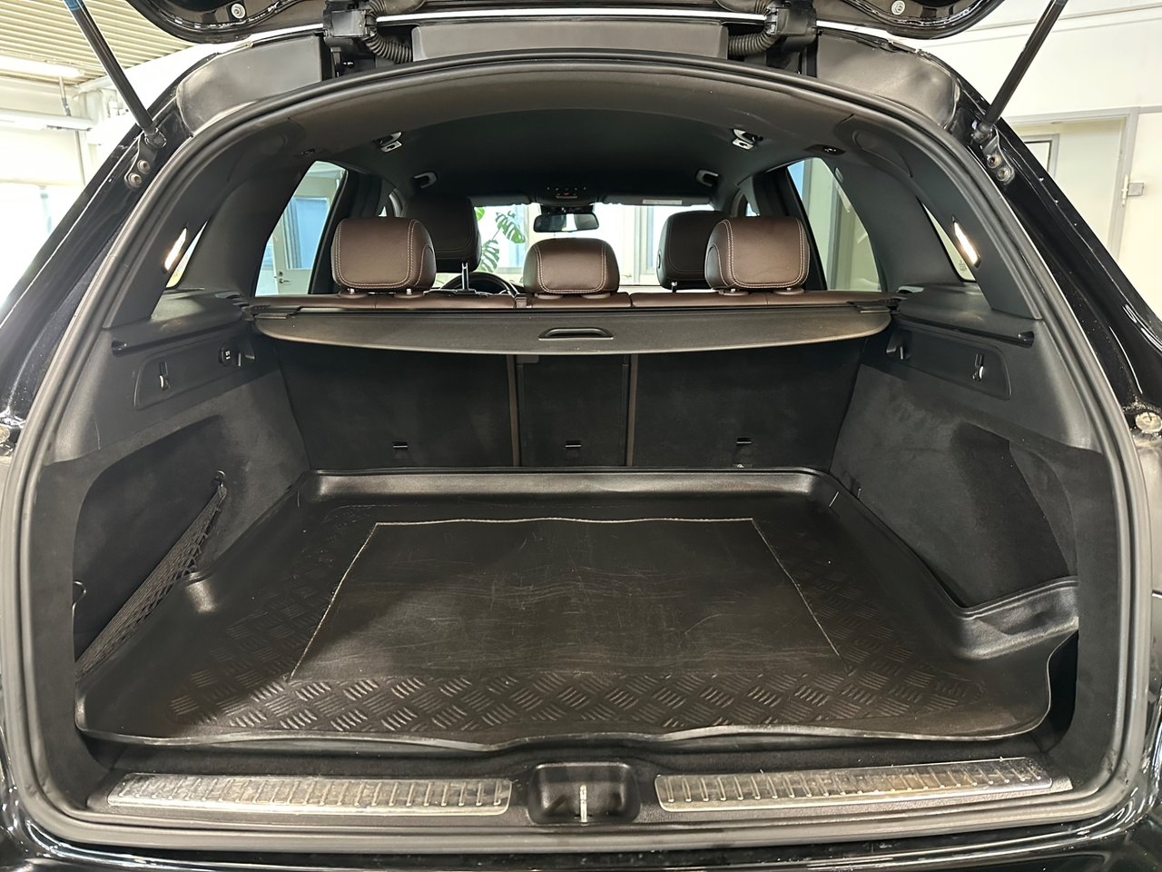 Mercedes-Benz GLC 2016, bild 5/10