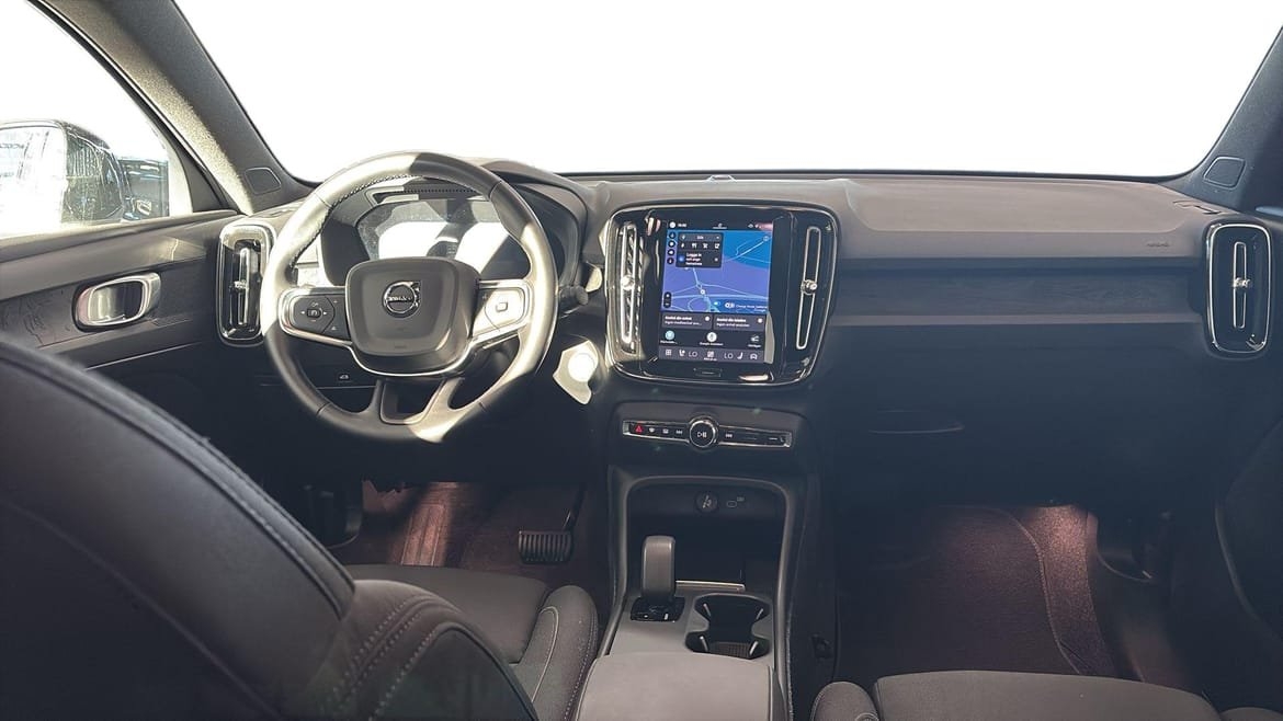 Volvo EC40 Extended Range 2025, photo 6/10