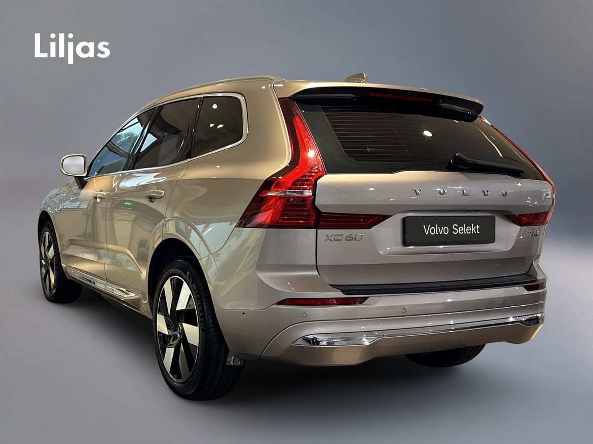 Volvo XC60 T6 Plus Bright 2025, bild 4/13