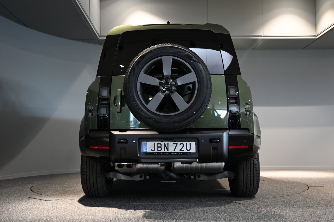 Land Rover Defender D350 HSE X-Dynamic 2026, photo 5/10