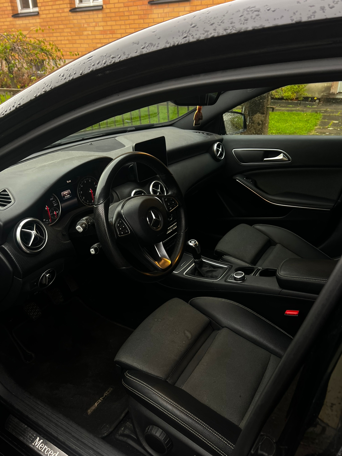 Mercedes-Benz A 180 Manuell 2018, bild 5/5