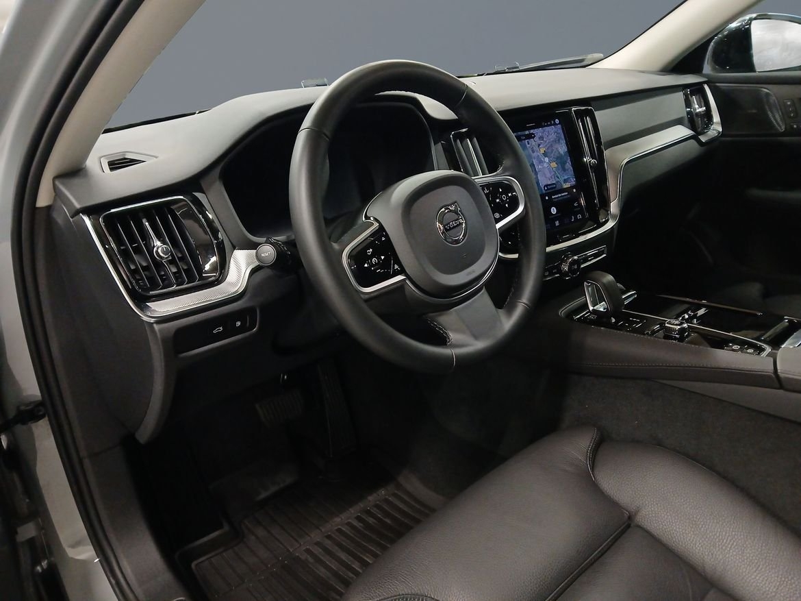 Volvo V60 T6 Plus Dark Nordic 2026, bild 4/14
