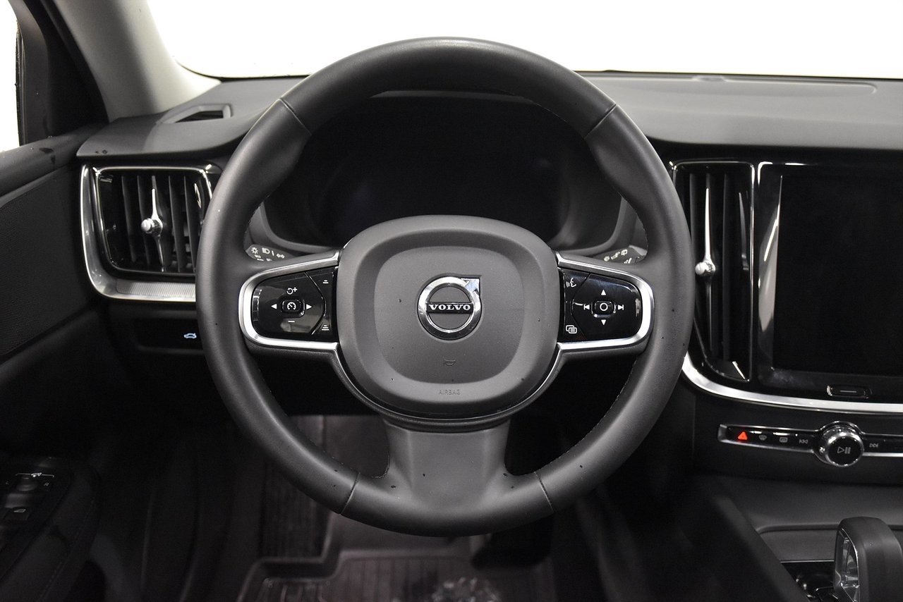 Volvo V60 B4 Plus Dark 2023, bild 2/10