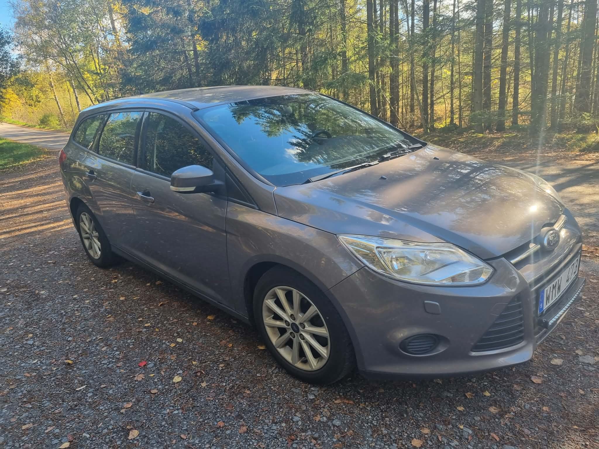 Ford Focus 1.6 TDCi ECOnetic 2013, bild 2/6