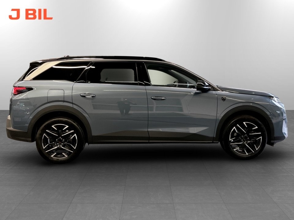 Peugeot 5008 1.2 Hybrid 145 GT 2025, photo 3/10