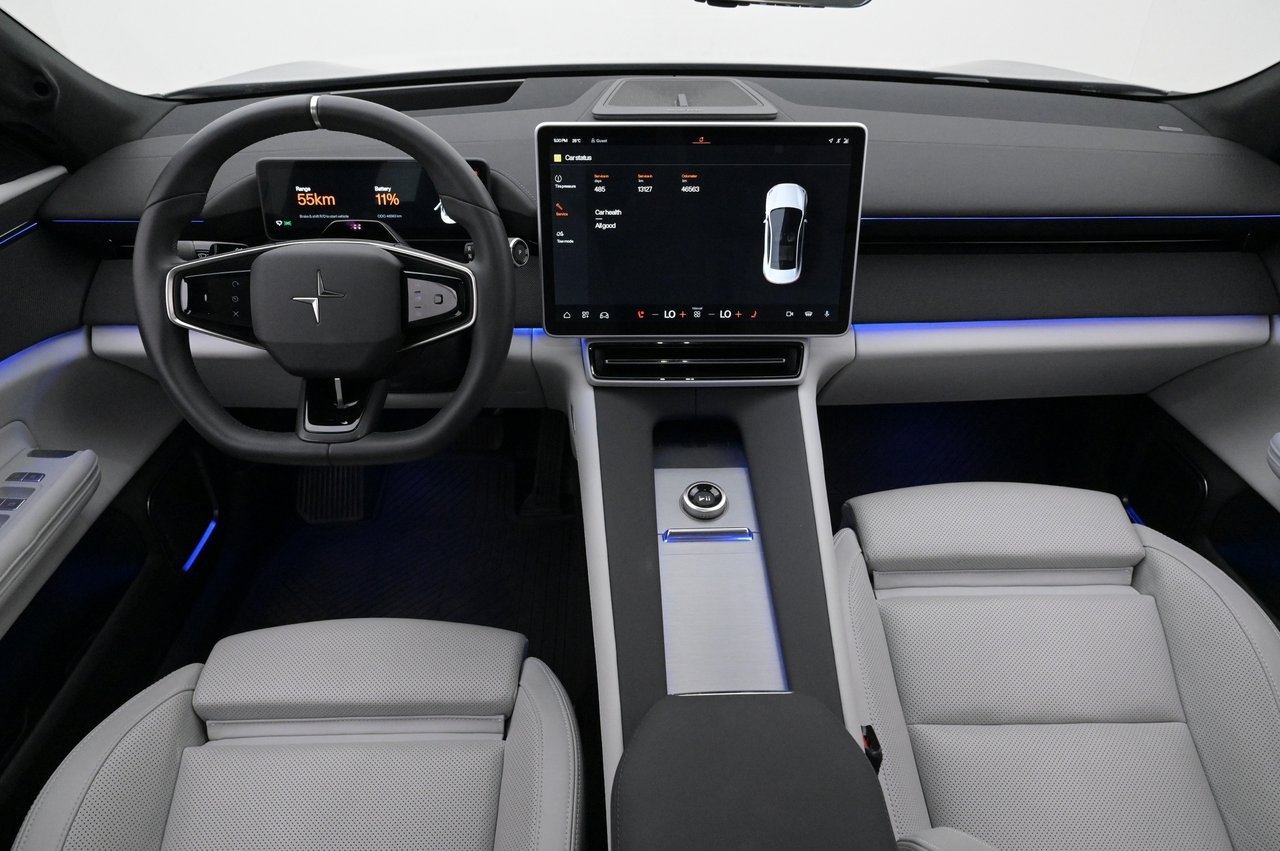 Polestar 4 Long Range 2025, bild 6/10