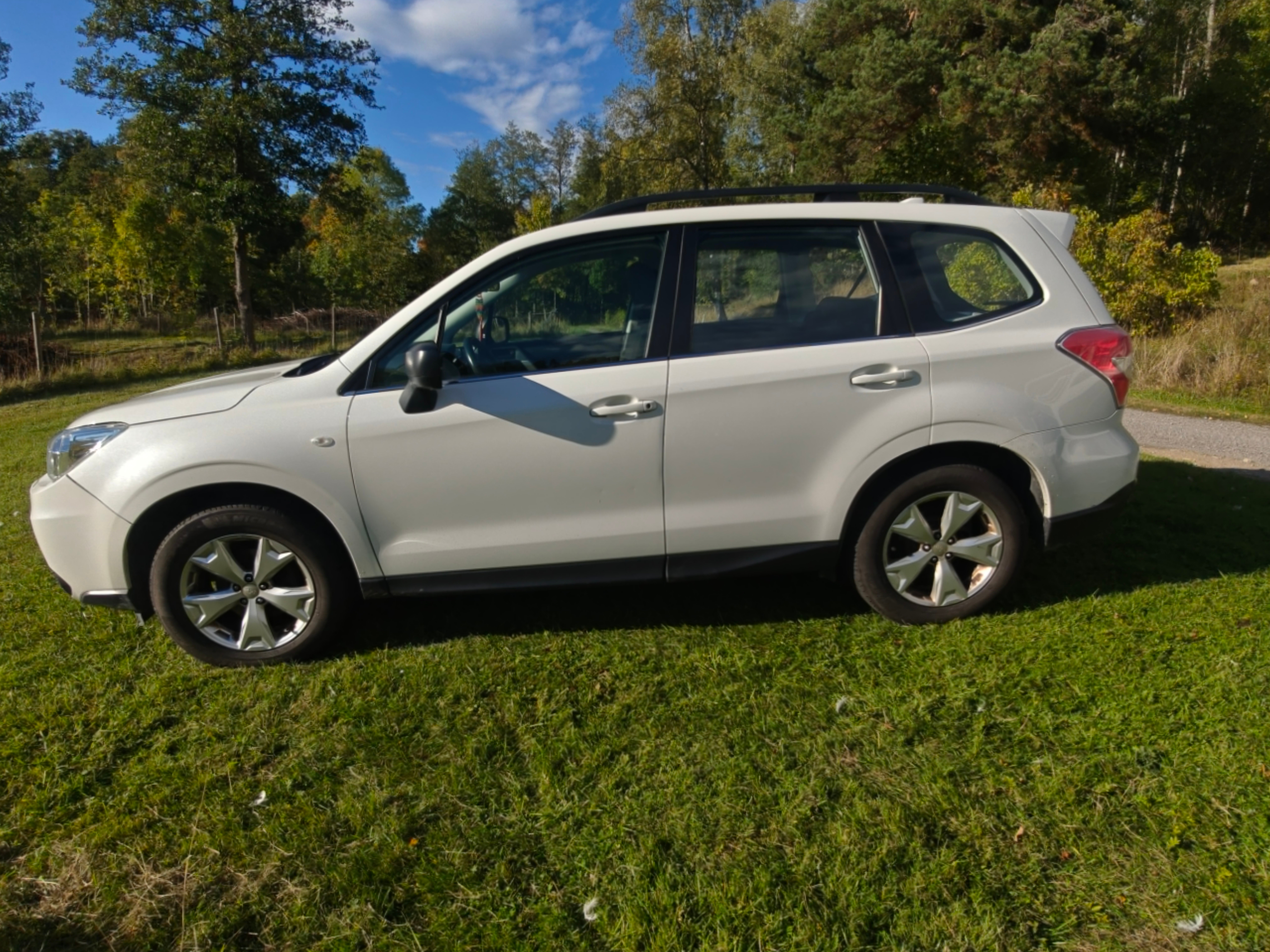 Subaru Forester 2.0D 2015, bild 2/4