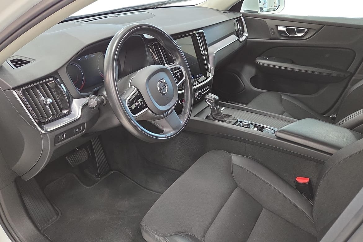 Volvo V60 D4 Momentum Advanced 2020, bild 6/10