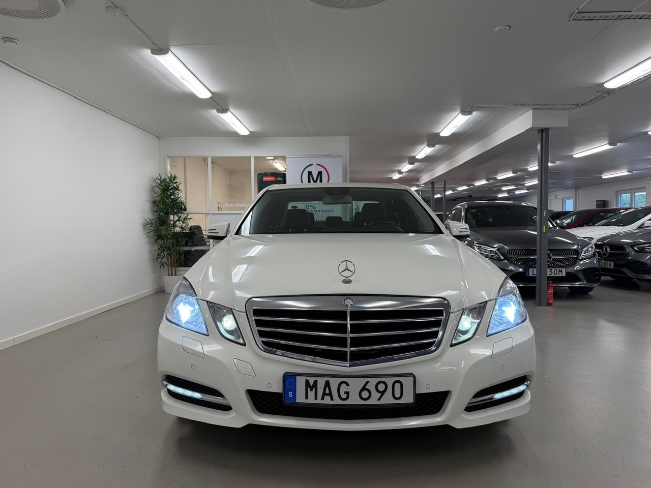 Mercedes-Benz E 2011, photo 4/10