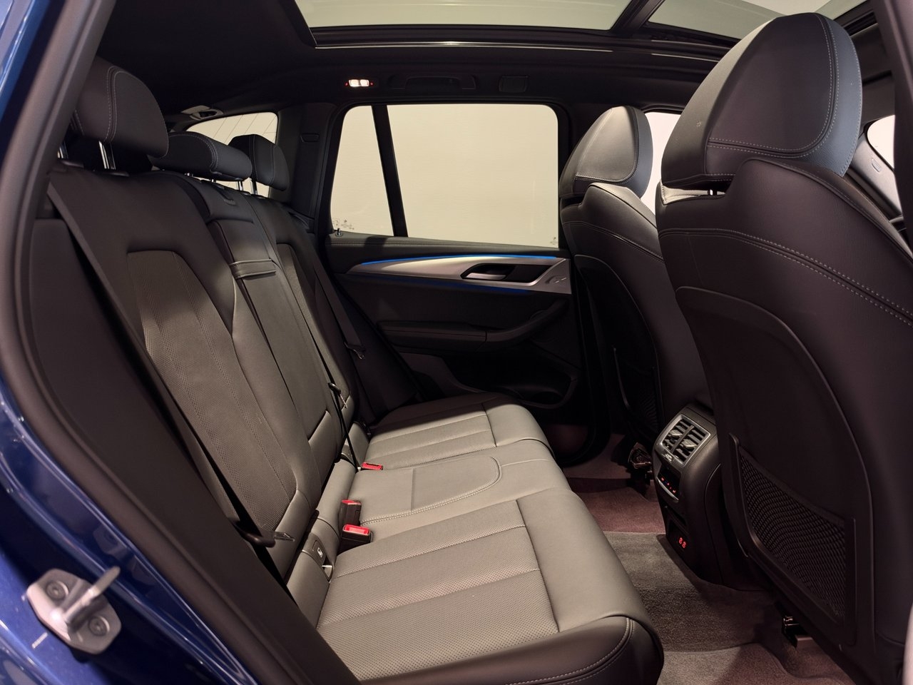 BMW iX3 Charged M Sport Drag P/D-Assist 2024, bild 7/10