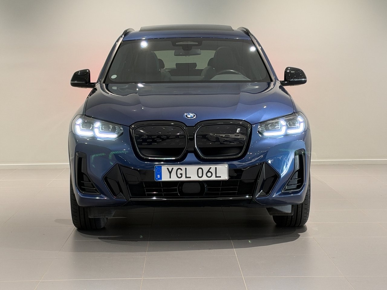 BMW iX3 Charged M Sport Drag P/D-Assist 2024, bild 2/10