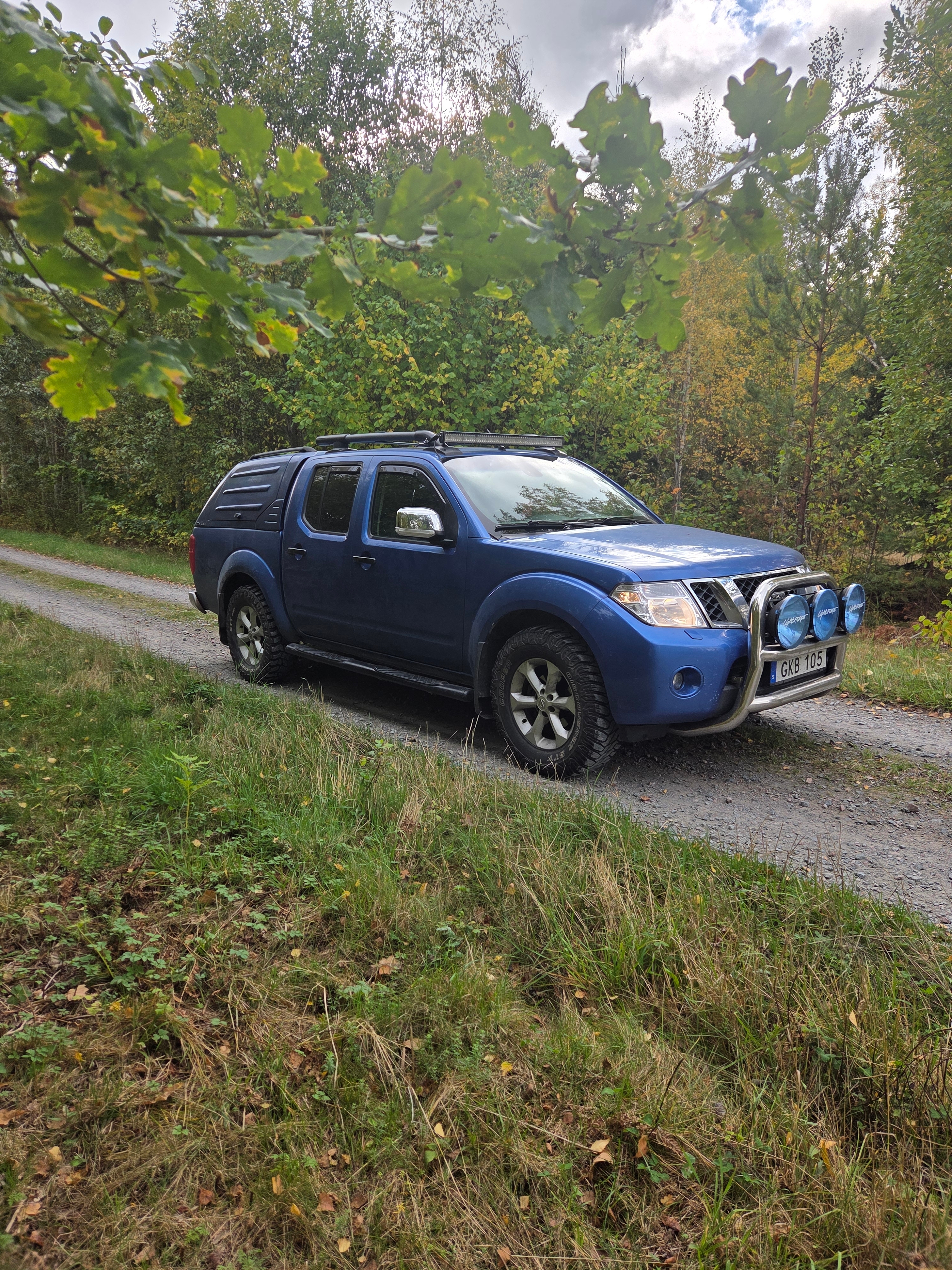 Nissan Navara 2.5 dCi 2011, bild 2/8