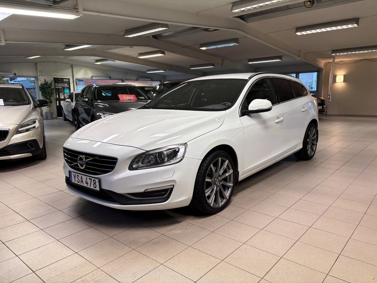 Volvo V60 D4
