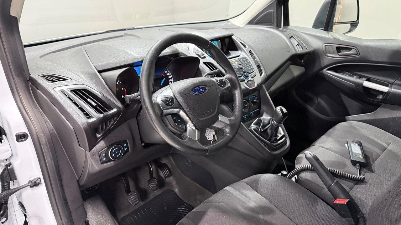 Ford Transit Connect 2015, bild 9/10