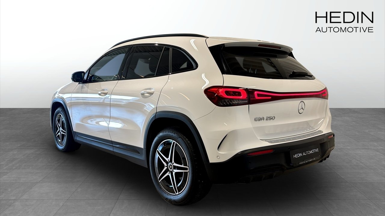 Mercedes-Benz EQA AMG Line 2023, kuva 4/10