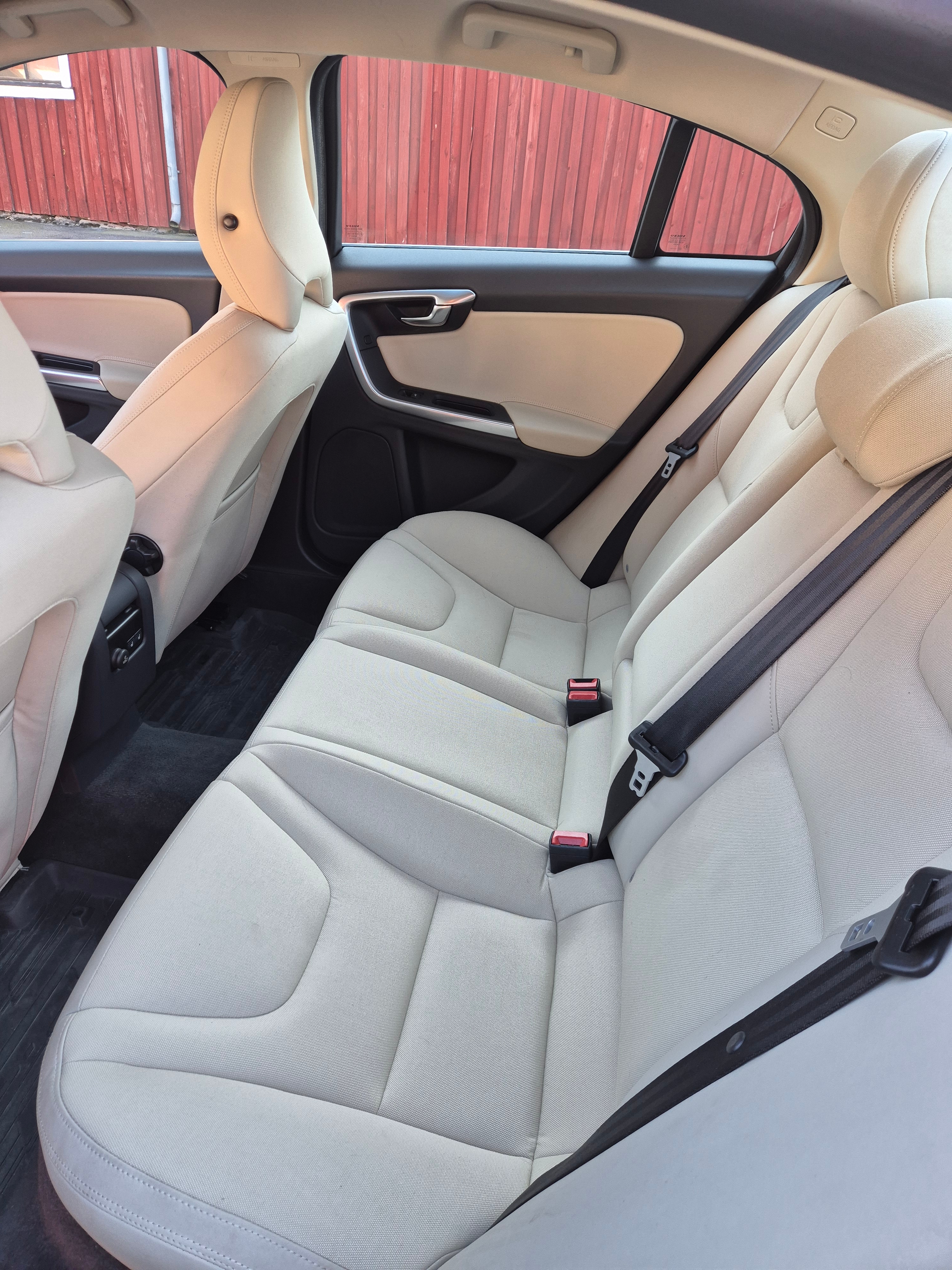 Volvo S60 2.0T 2011, bild 4/6