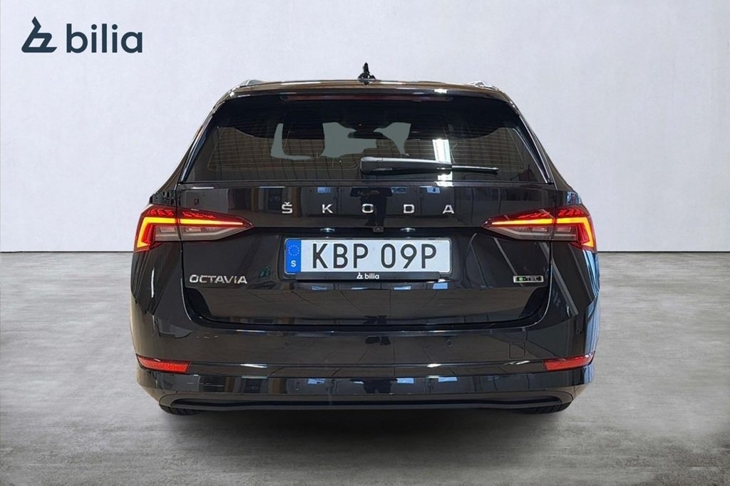 Skoda Octavia 2024, bild 4/10