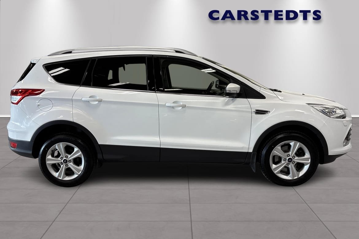 Ford Kuga 2.0 TDCi Titanium 2016, bild 2/8