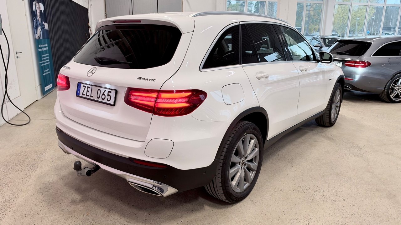 Mercedes-Benz GLC 2018, bild 2/10