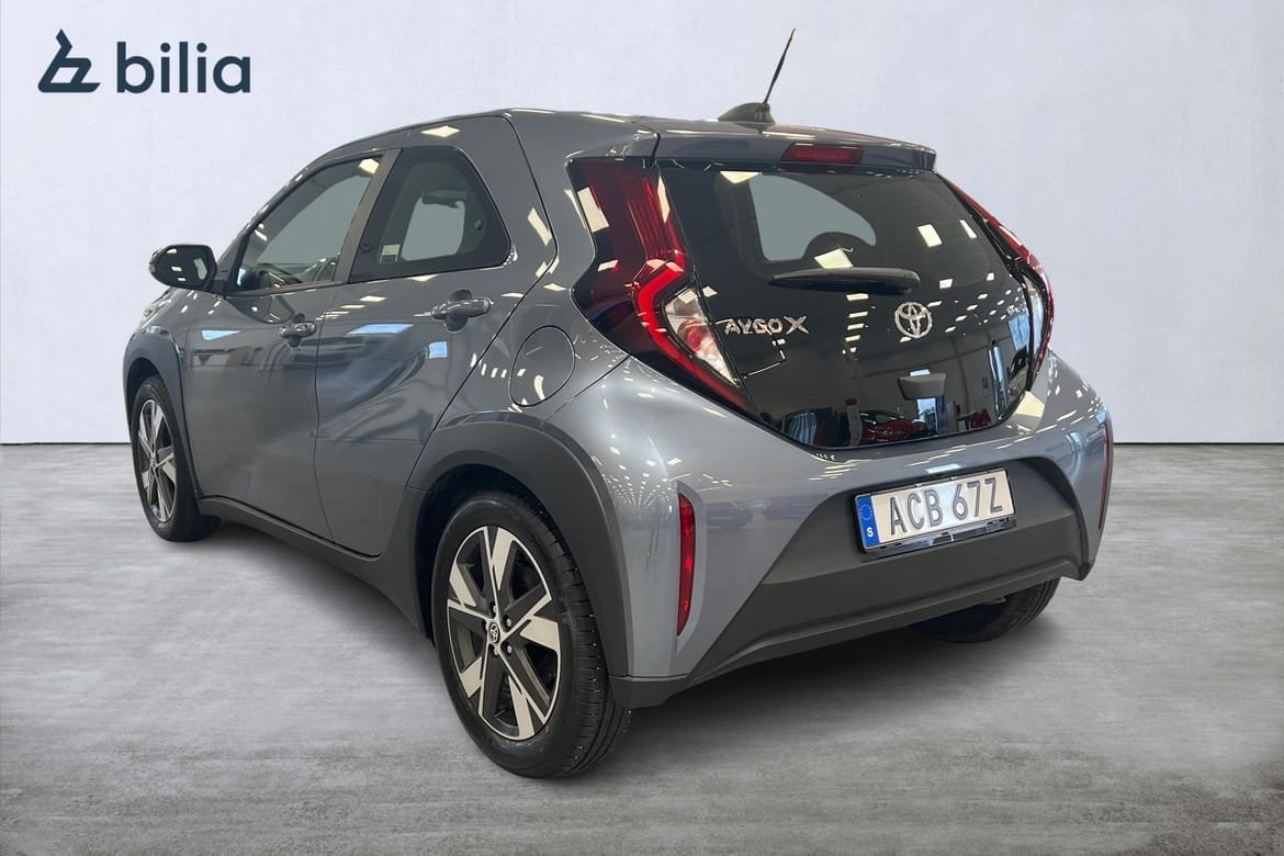 Toyota Aygo X PLAY HYBRID 2026, bild 2/10