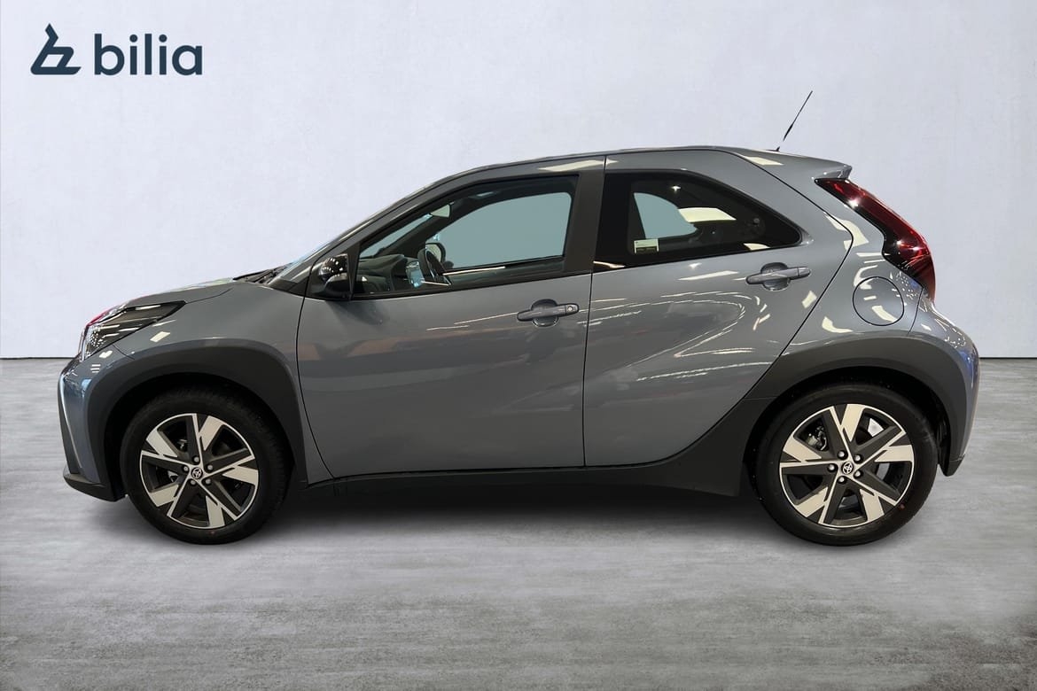 Toyota Aygo X PLAY HYBRID 2026, bild 3/10