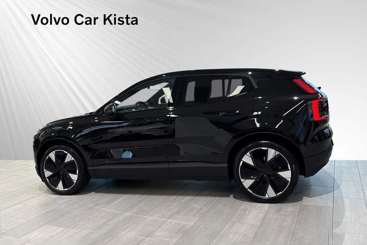 Volvo EX30 Extended Range Ultra Edition 2025, photo 3/10
