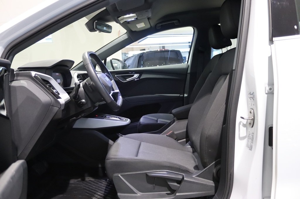 Audi Q4 e-tron e-tron 40 82 kWh 204hk 2023, bild 4/10