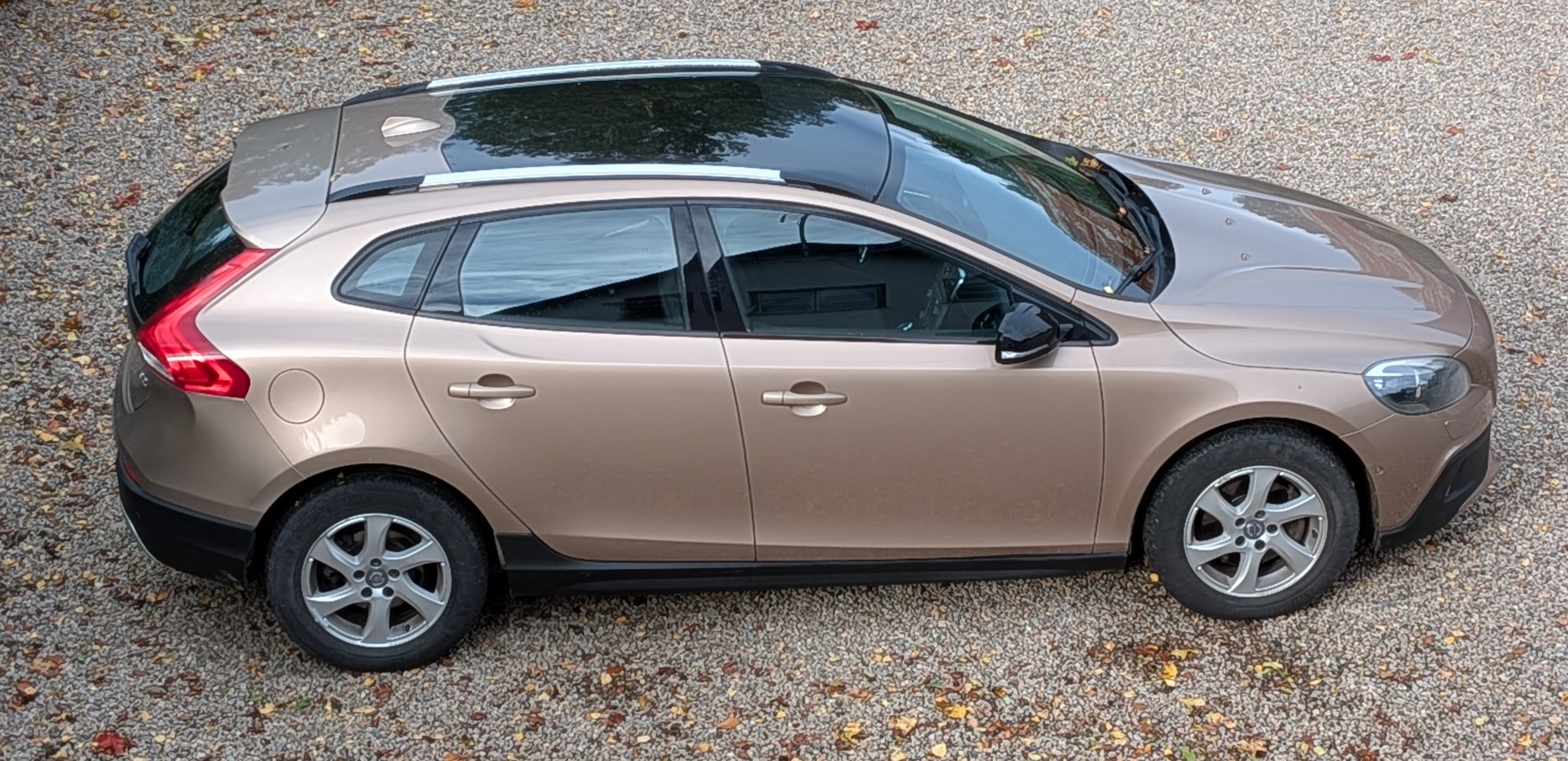 Volvo V40 Cross Country D2 Powershift 2014, bild 4/7