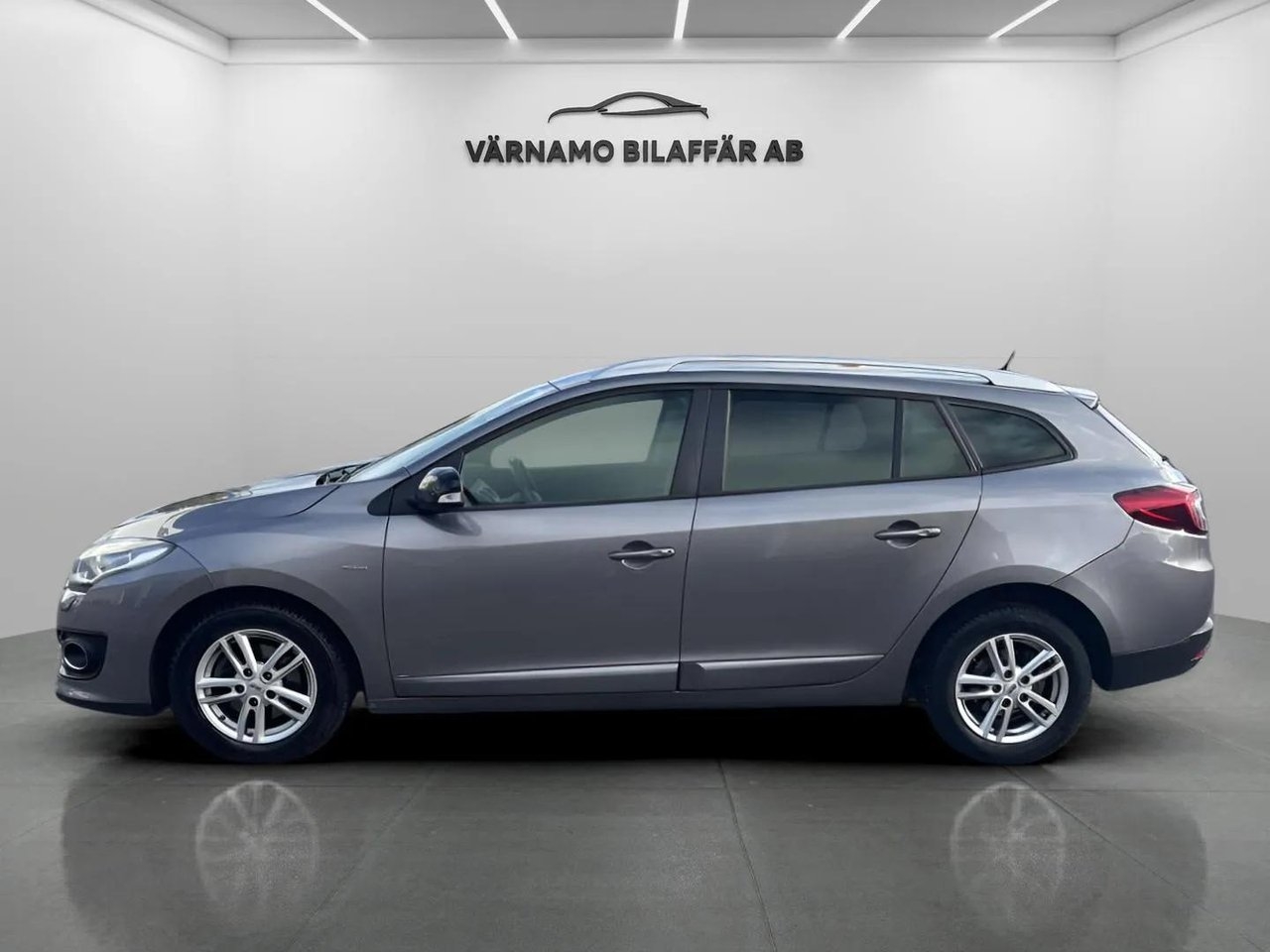 Renault Mégane dCi 110 Limited 2015, bild 2/10