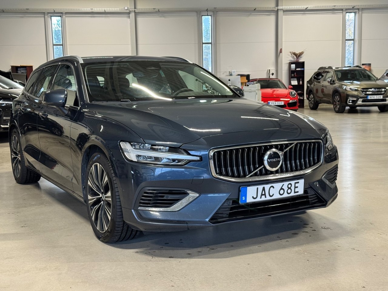Volvo V60 T6 2023, bild 3/10