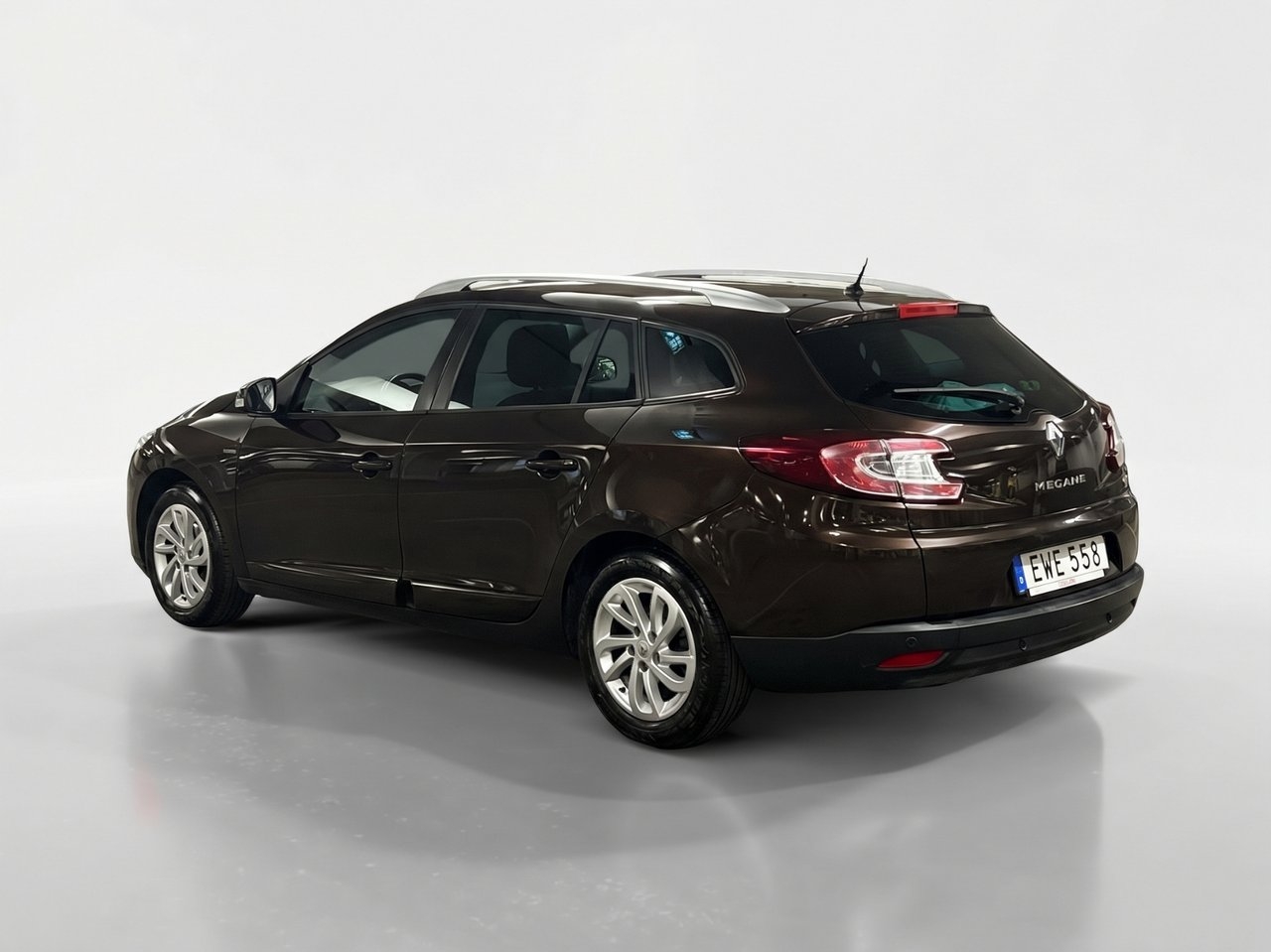 Renault Mégane dCi 110 Limited 2015, photo 3/10