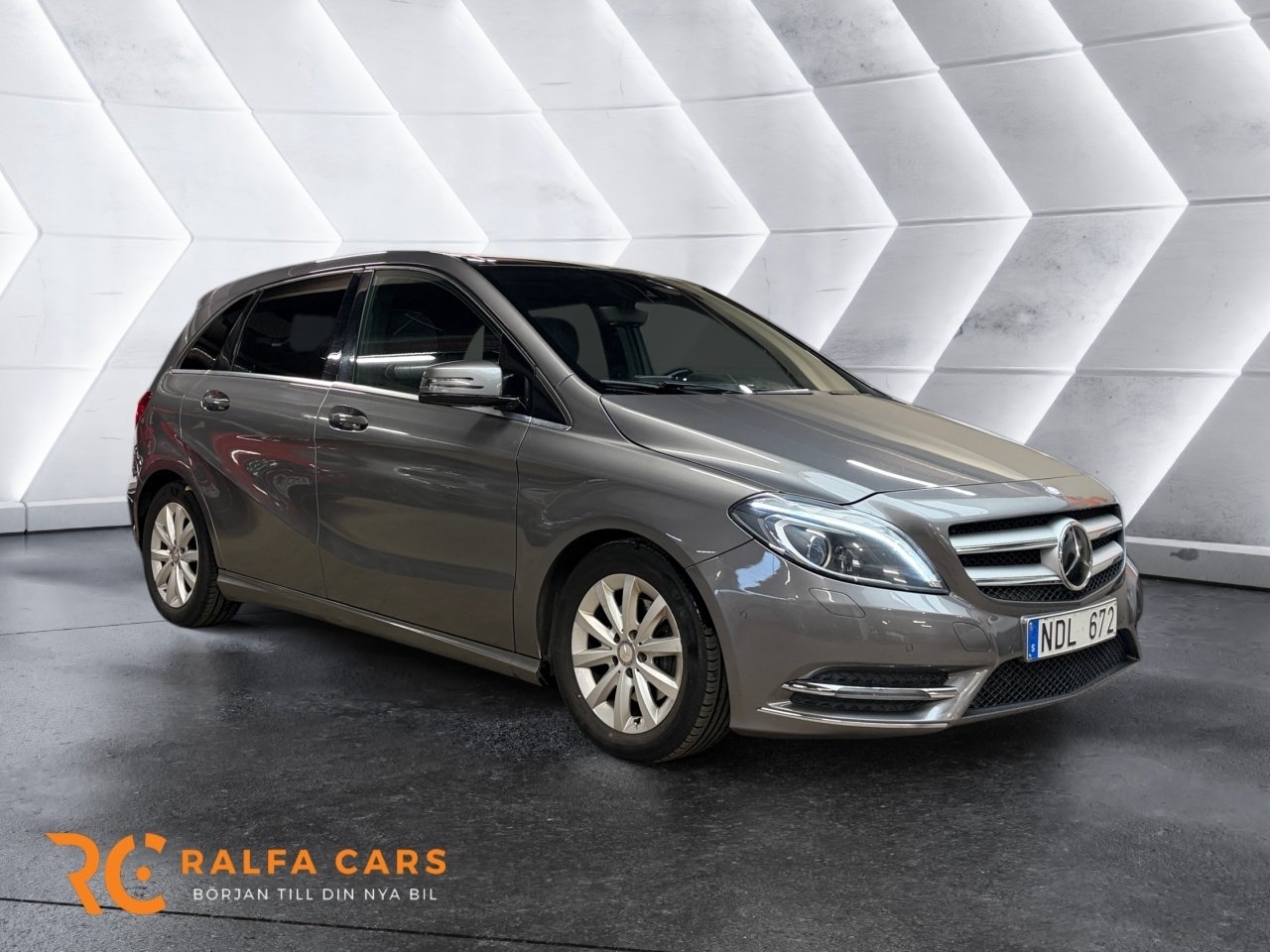 Mercedes-Benz B 180 CDI Sport 2013, bild 5/10