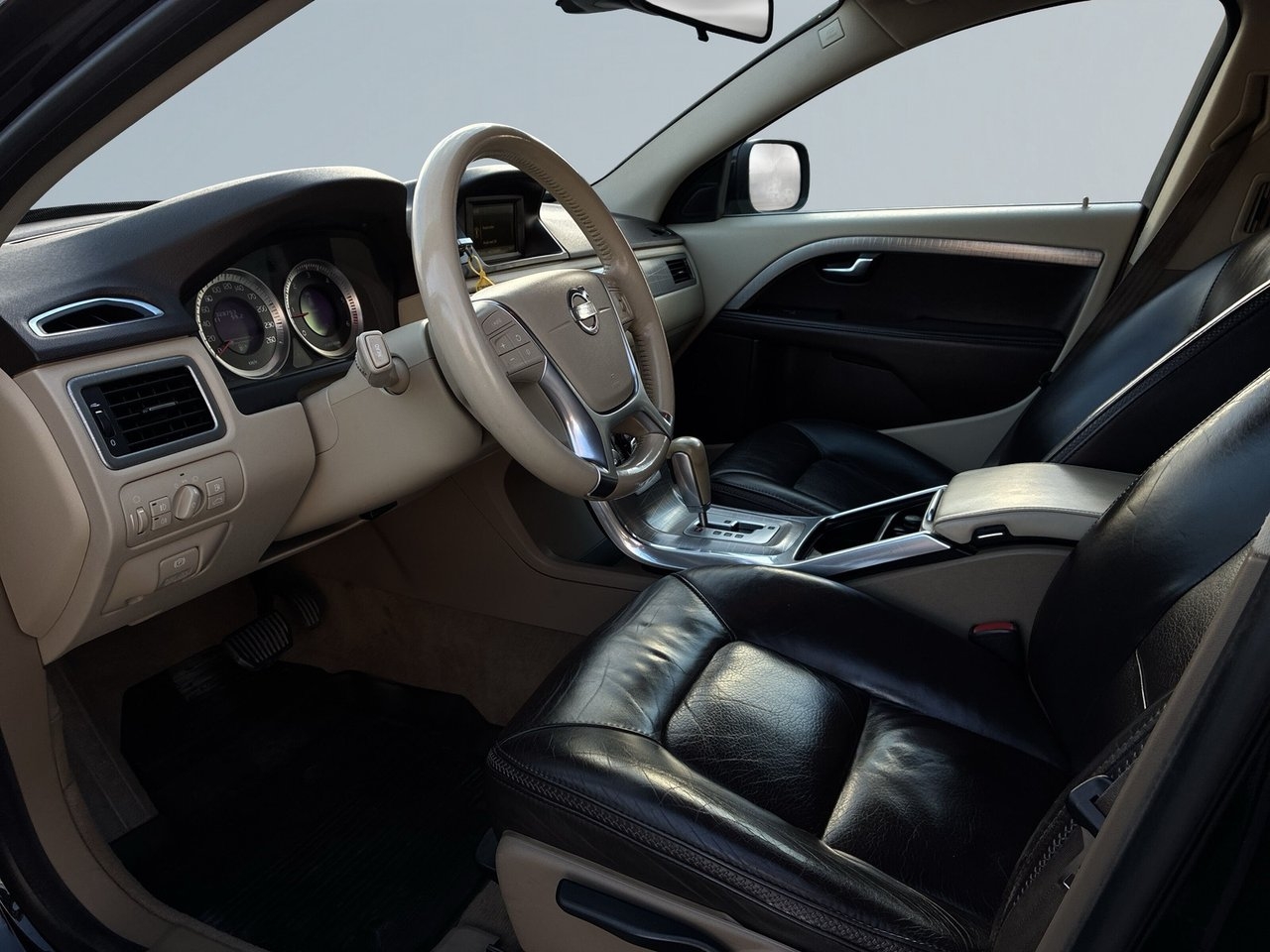 Volvo XC70 Momentum 2012, bild 7/24