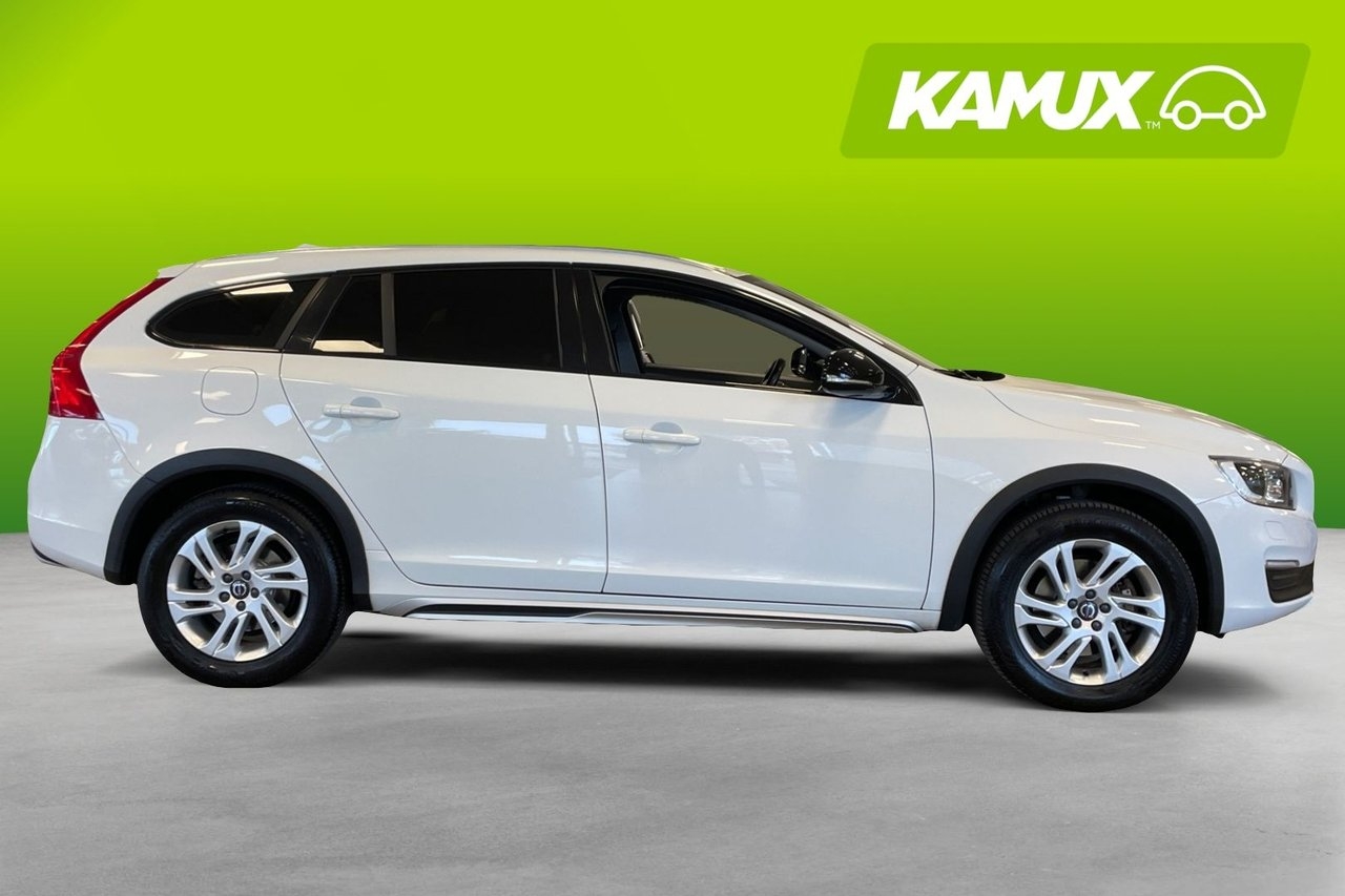 Volvo V60 Cross Country 2018, kuva 2/26