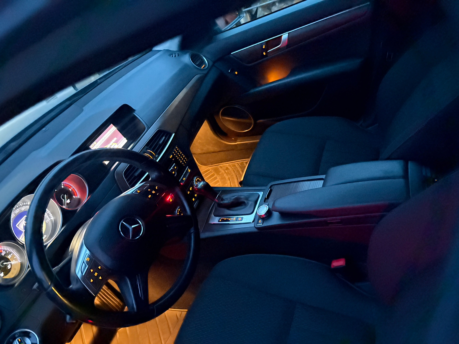 Mercedes-Benz C 220 CDI 2012, kuva 6/6