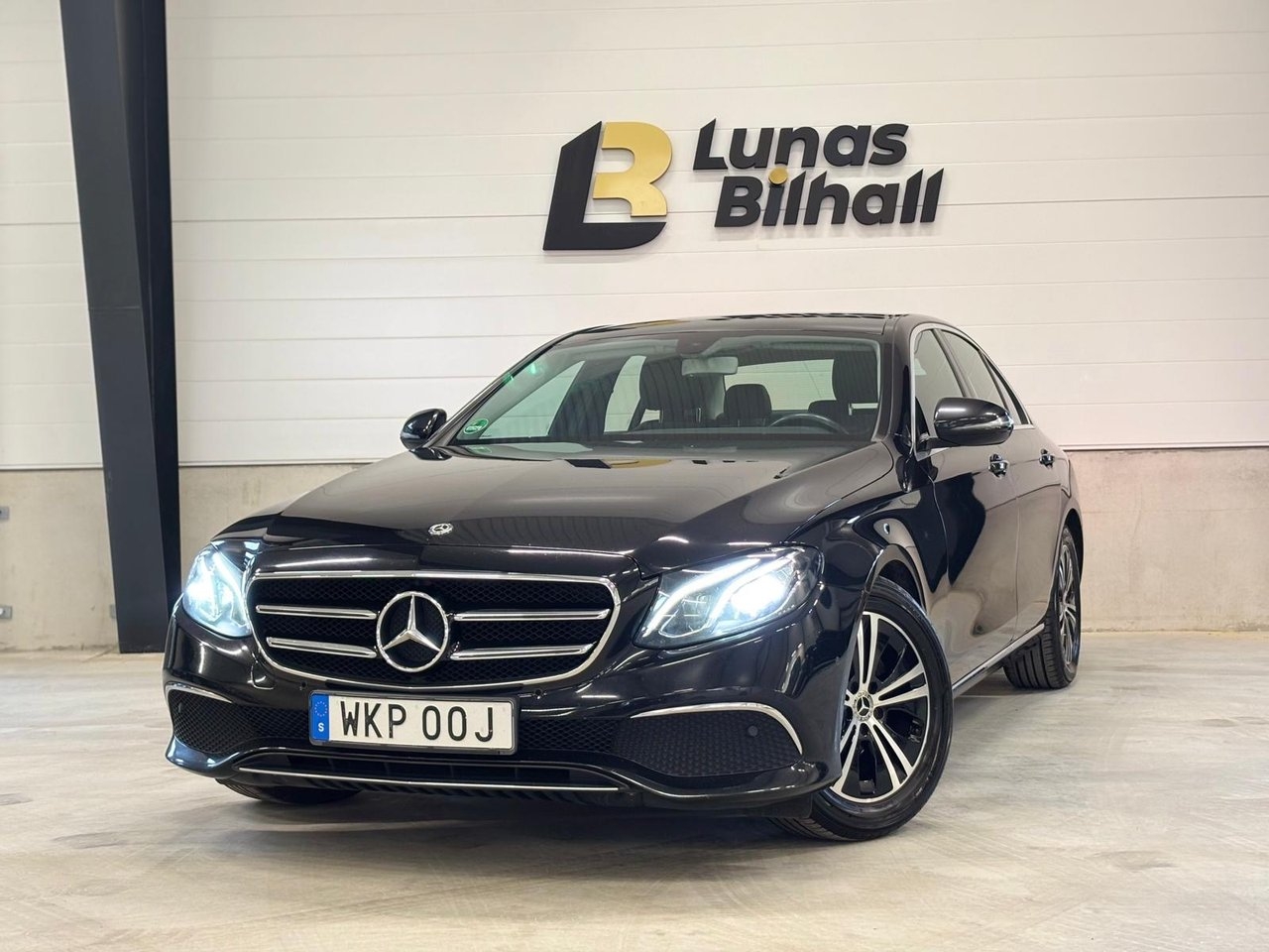 Mercedes-Benz E
