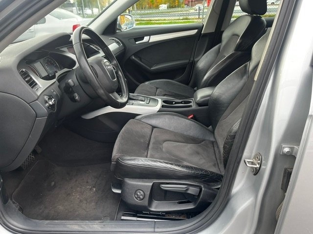 Audi A4 2.0 TDI 2011, bild 7/10
