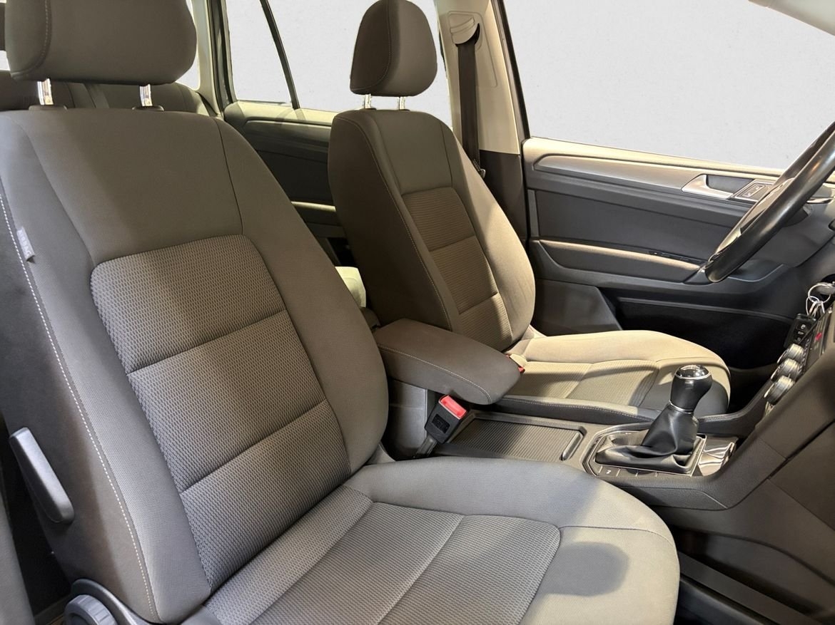 Volkswagen Golf Sportsvan 2020, bild 7/10